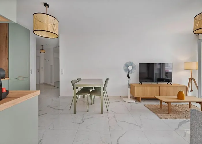 Apartmán Avec Balcon-terrasse & Clim
